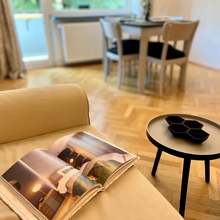 Castanilor 6 - Hip Industrial Close To Centre *