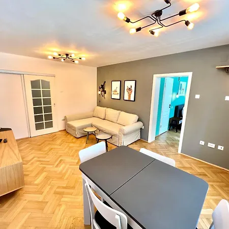 Castanilor 6 - Hip Industrial Close To Centre Appartement *