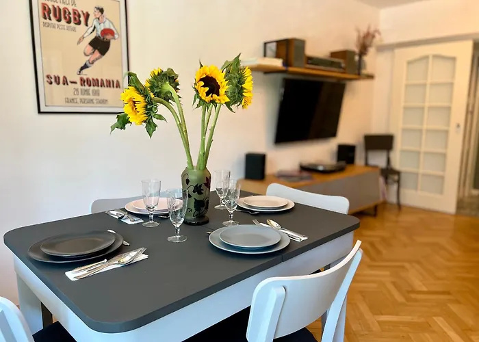 Castanilor 6 - Hip Industrial Close To Centre * Braşov