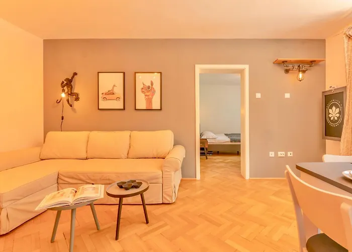 Castanilor 6 - Hip Industrial Close To Centre * Brasov