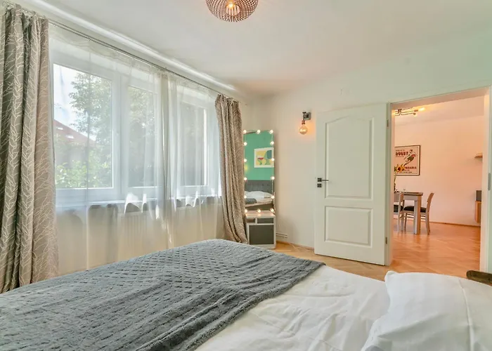 Appartement Castanilor 6 - Hip Industrial Close To Centre Braşov